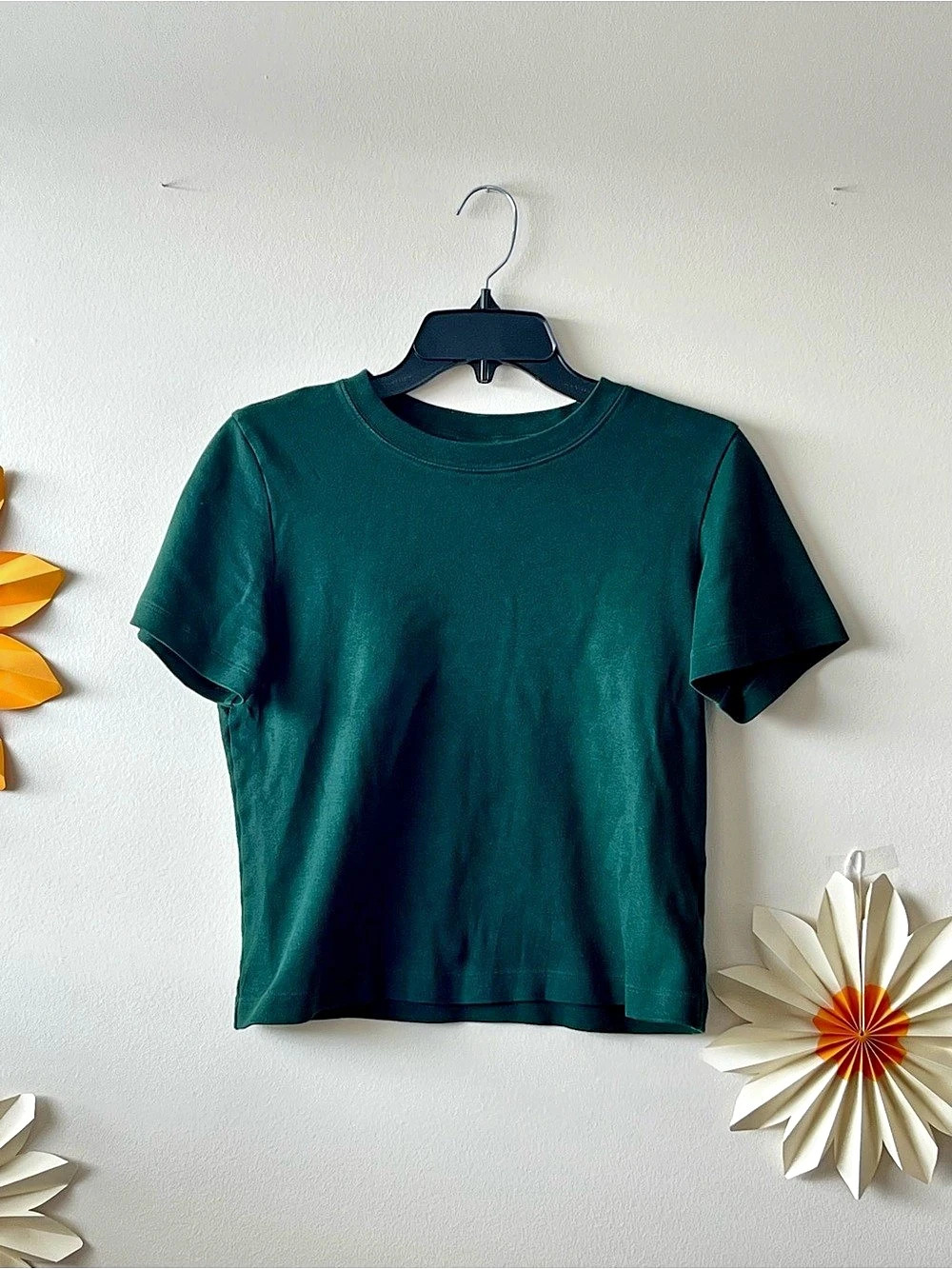 Aritzia Short Sleeve Tee in Green